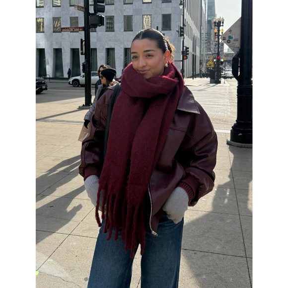 Burgundy Wide Shawl Scarf With Tassels Fuzzy Knit - Picture 9 of 11
